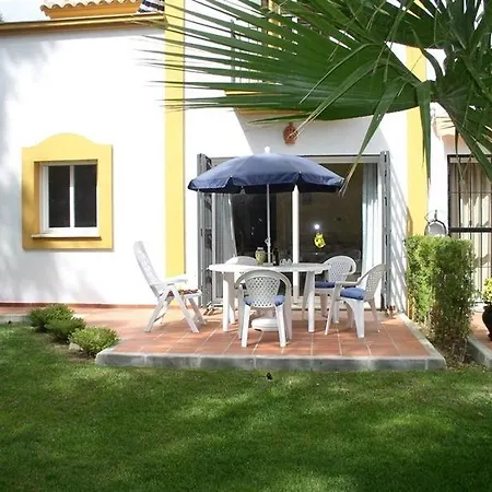 Ground Floor 2 Bed Own Garden Golf Apartment Islantilla